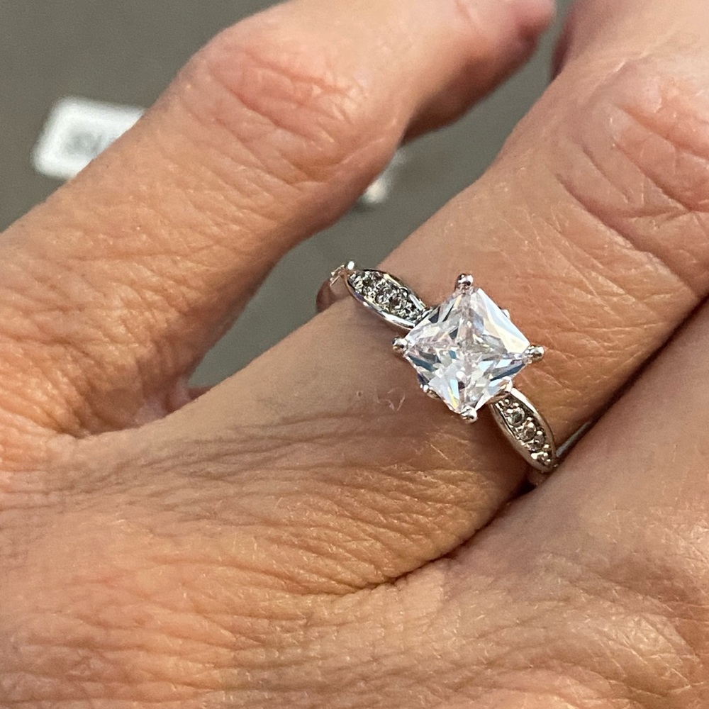 Charmed Aroma | Size 6 Ring